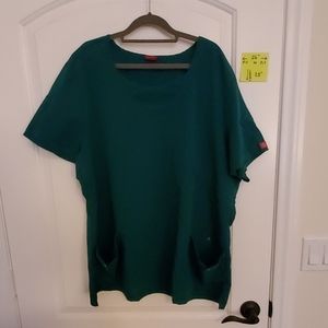 EUC Dickies Scrub Top Hunter Green